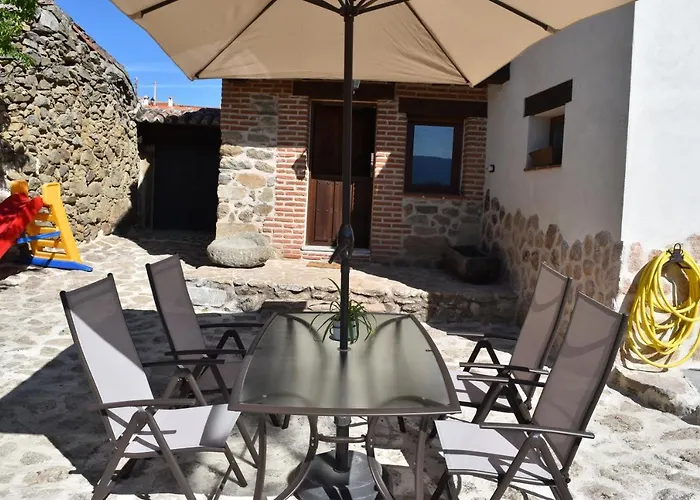 بيت للعطل El Balcon De Piedrahita Navahermosa de Corneja